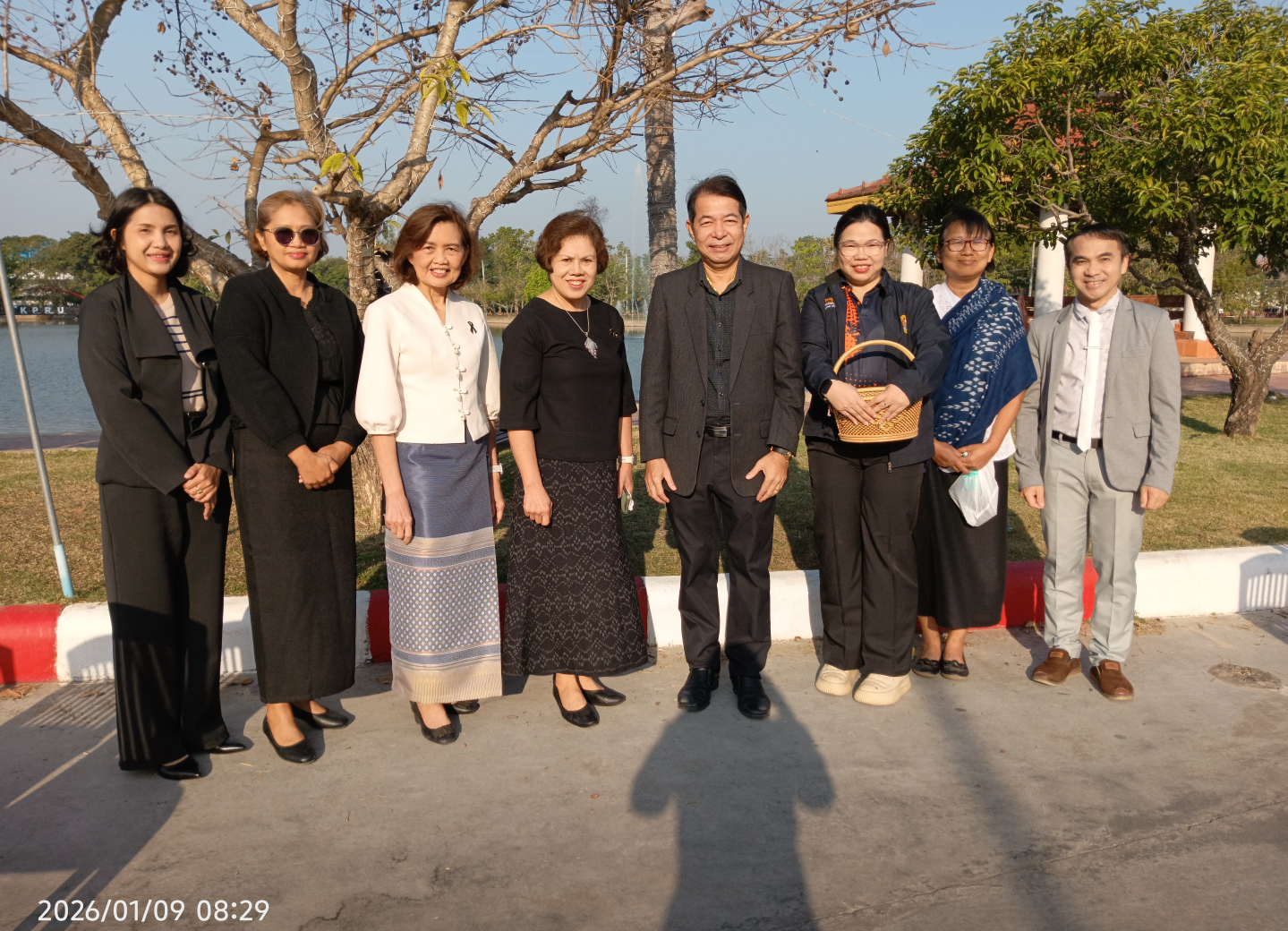 3. ทำบุญตักบาตรข้าวสารอาหารแห้ง เนื่องในวันขึ้นปีใหม่ 2569